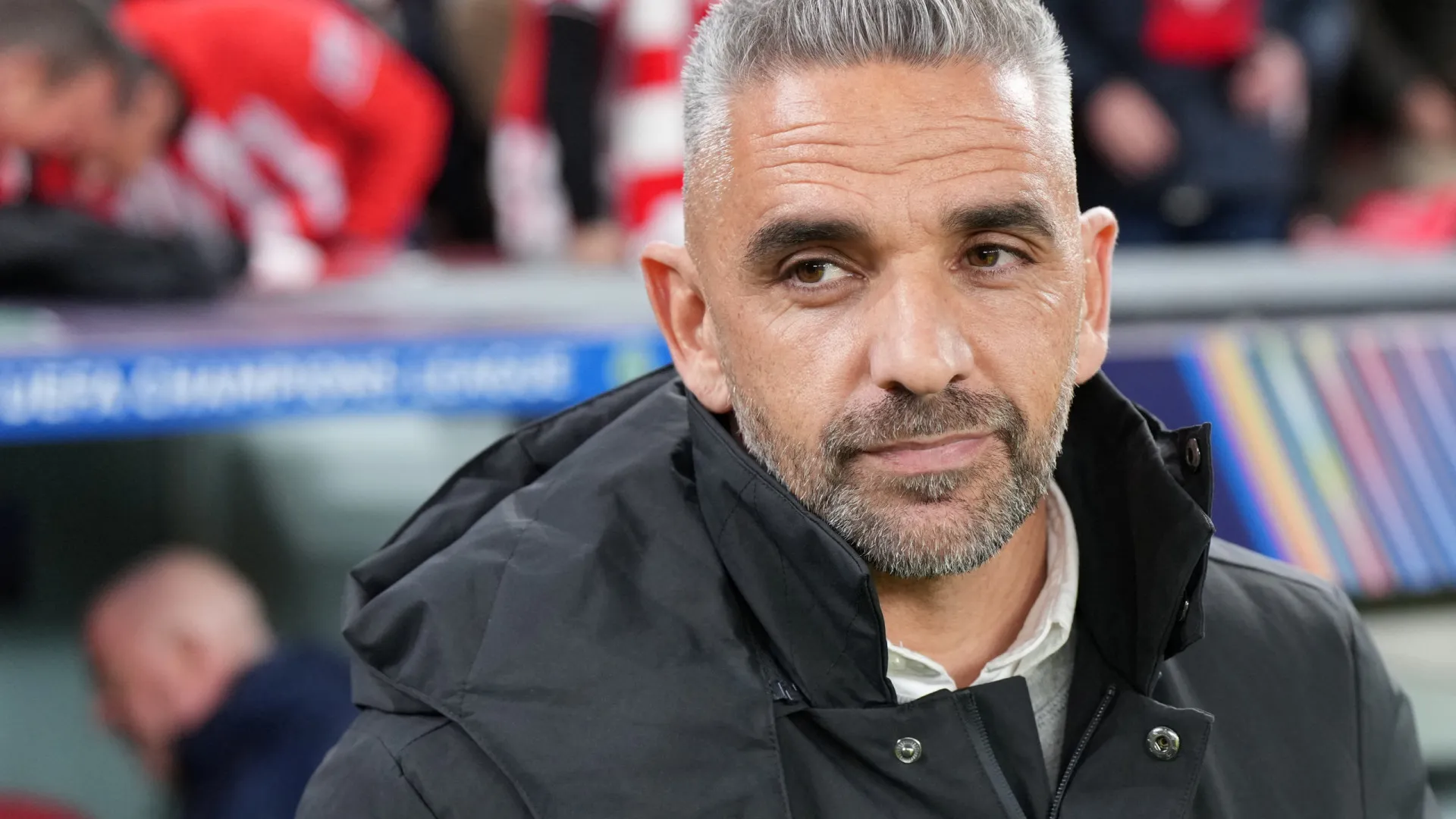 
                    Rui Borges rendido aos seus jogadores: 