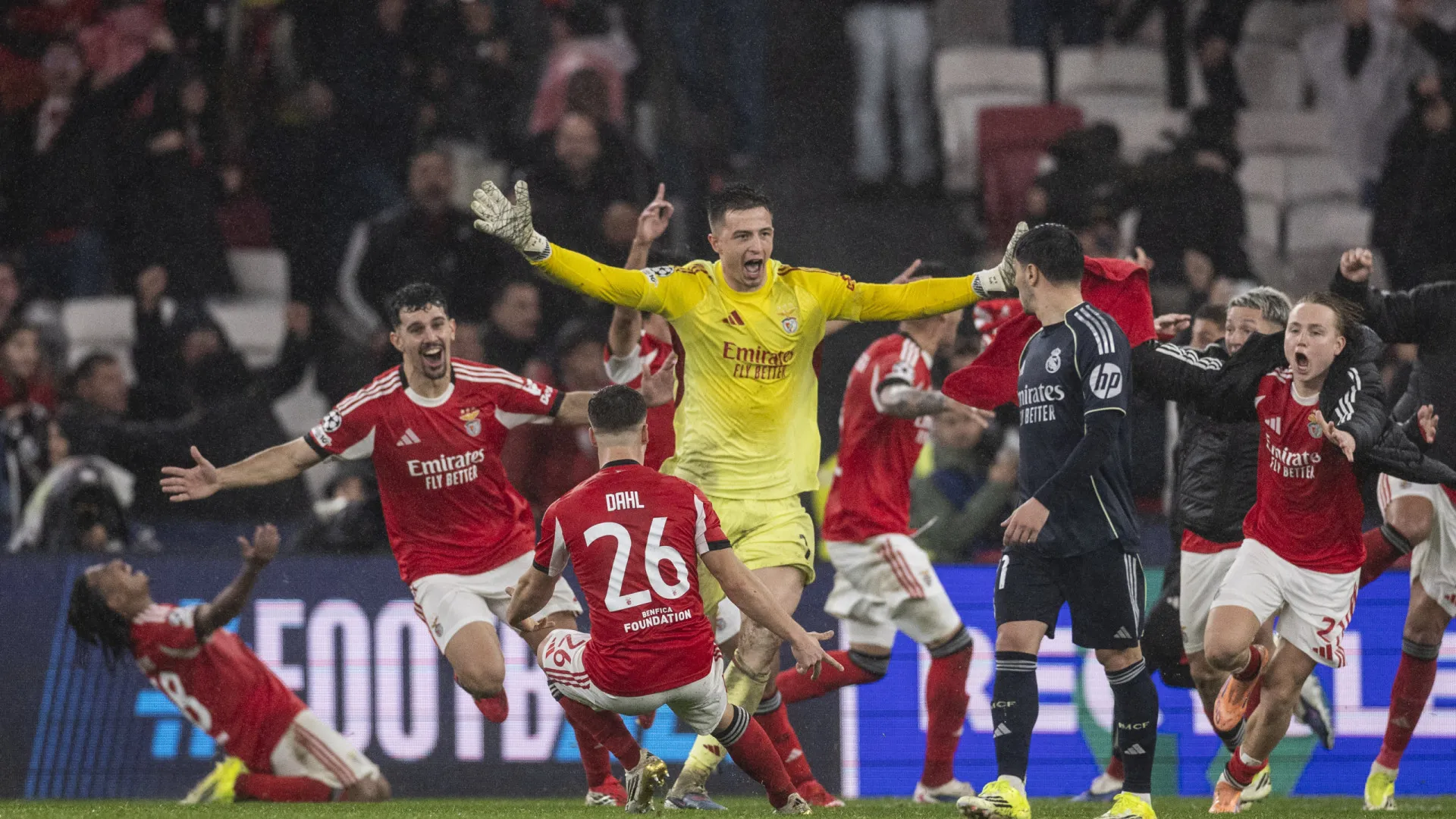 
                    Benfica está 'Trubinado' e não lhe falta nada... nem um apuramento épico
                
