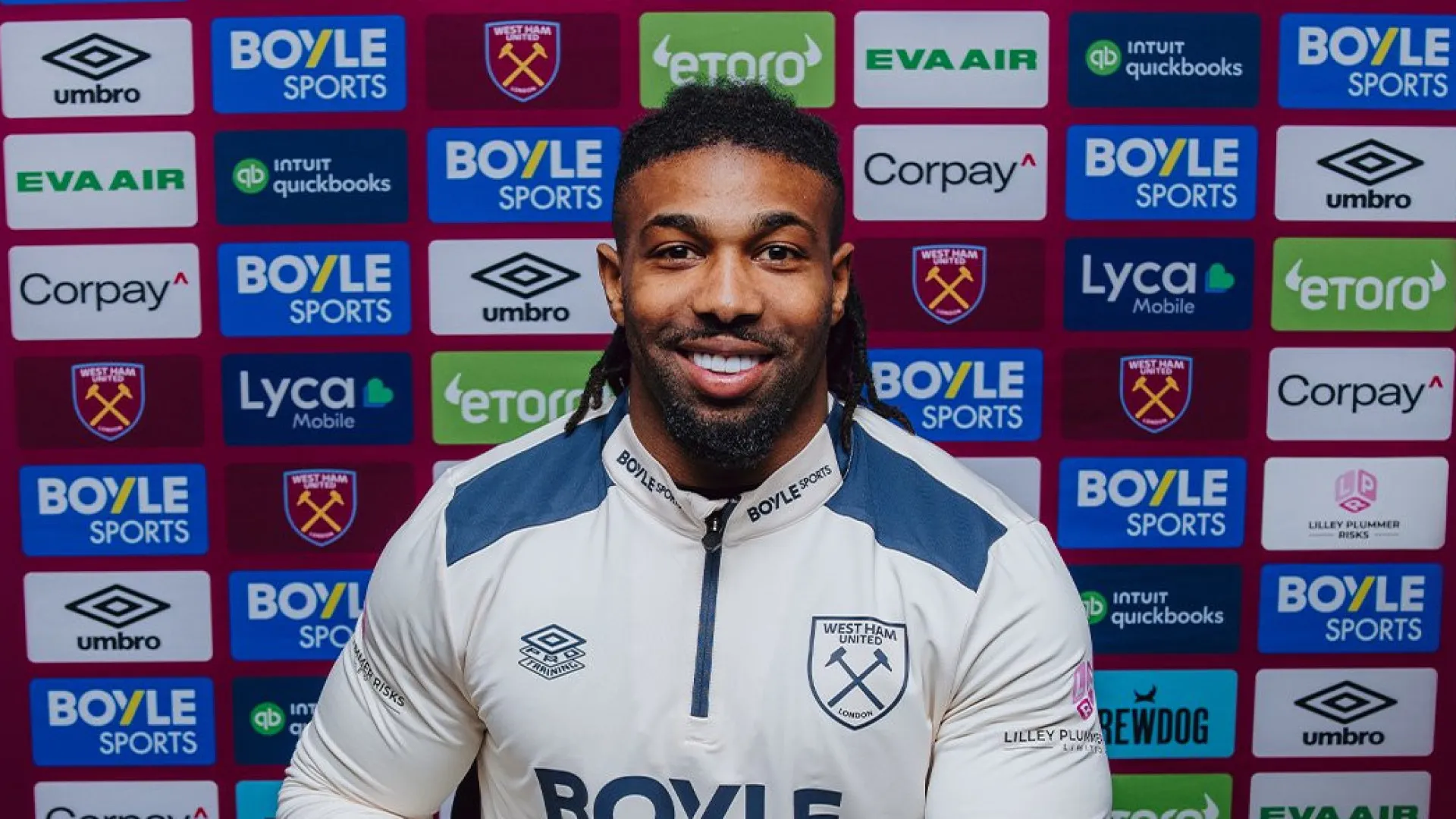 
                    EM DIRETO: Siga os rumores e os negócios do mercado de transferências
                