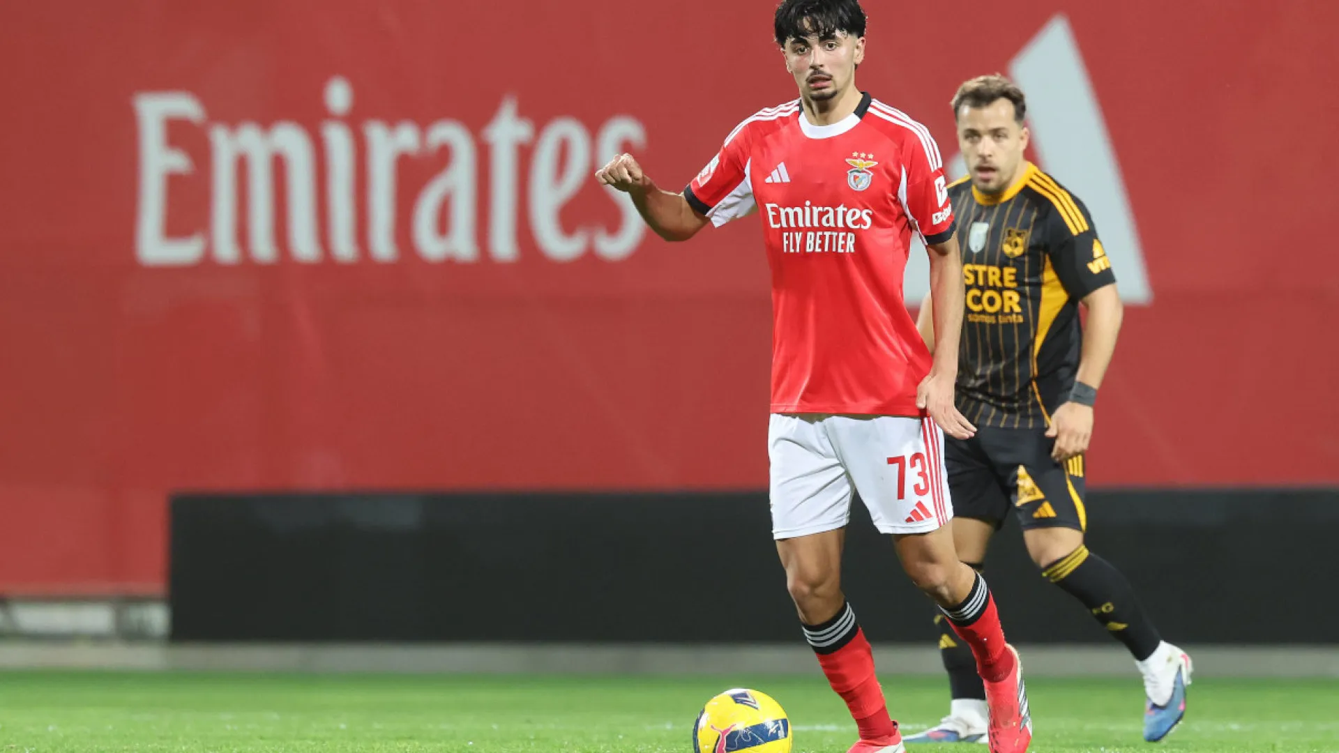 
                    Lusitânia de Lourosa vence Benfica B na abertura da 20.ª jornada
                