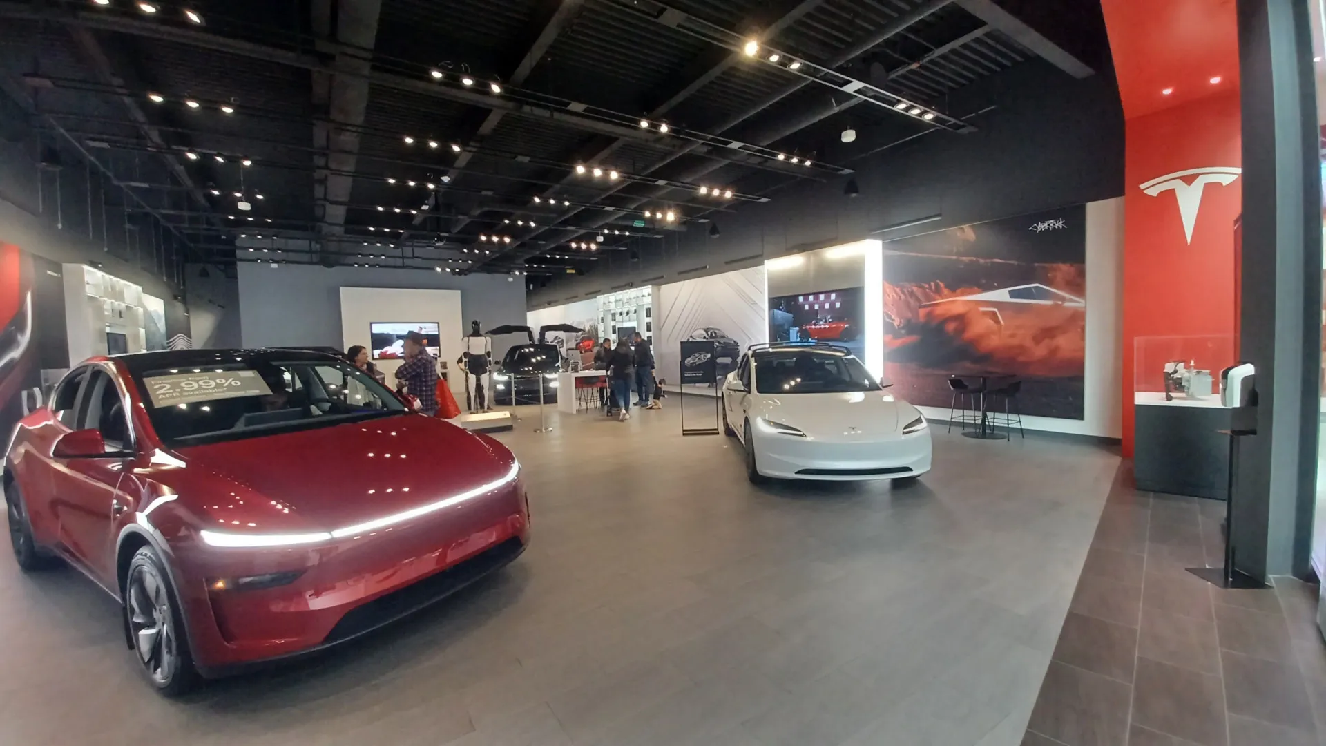 
                    Tesla só deverá ter carros autónomos no futuro (com uma exceção)
                