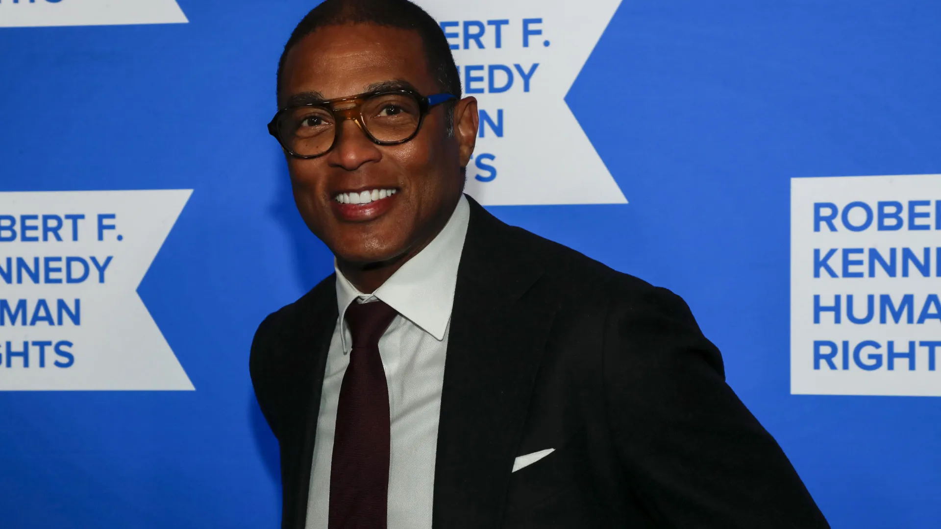
                    Don Lemon diz que a sua detenção teve como objetivo 