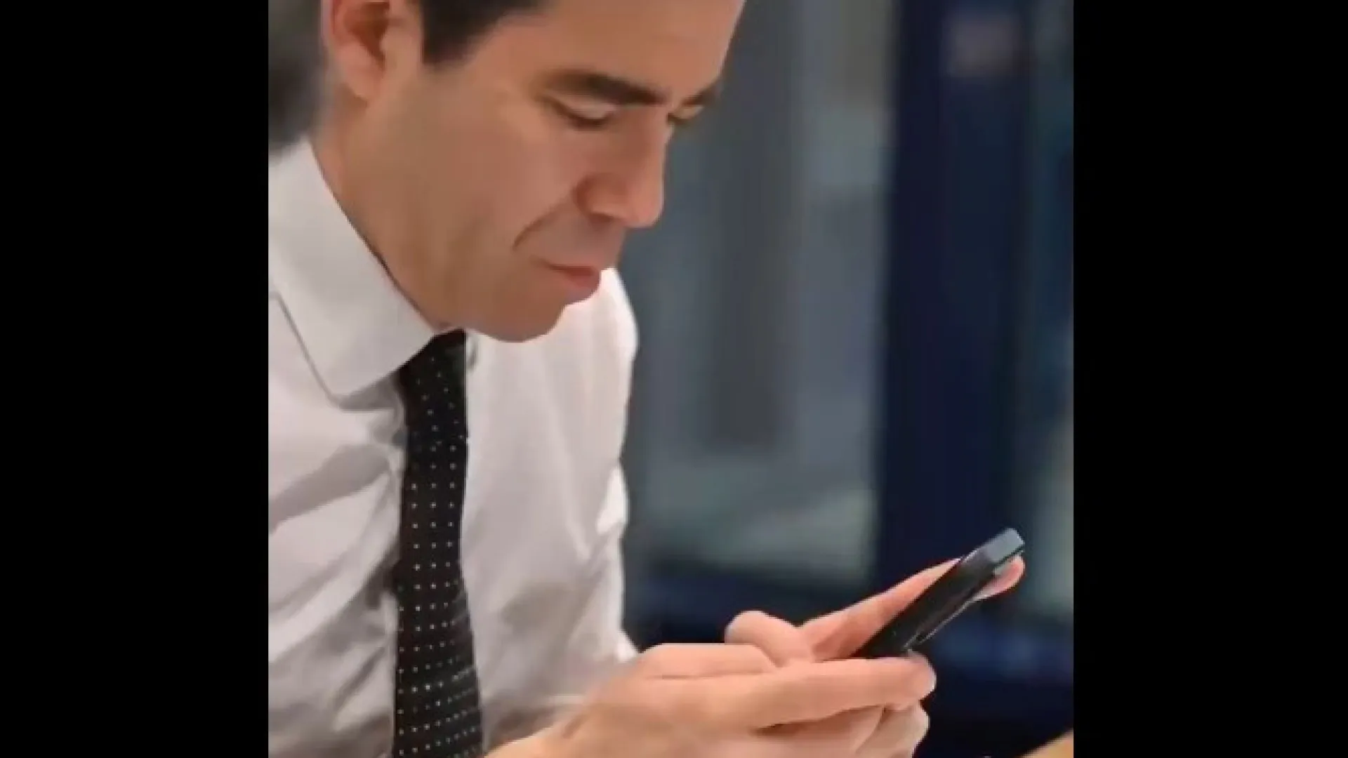 
                    Leitão Amaro apaga vídeo em que aparecia a gerir operações de socorro
                