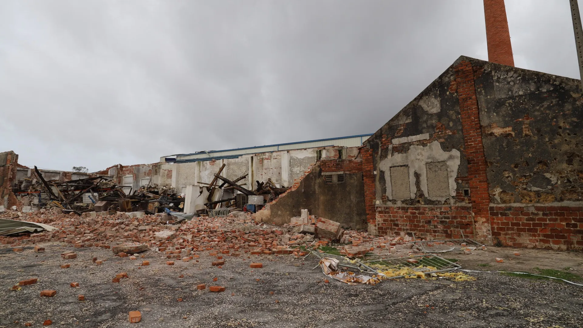 
                    Câmara de Matosinhos cedeu drones e geradores à da Marinha Grande
                