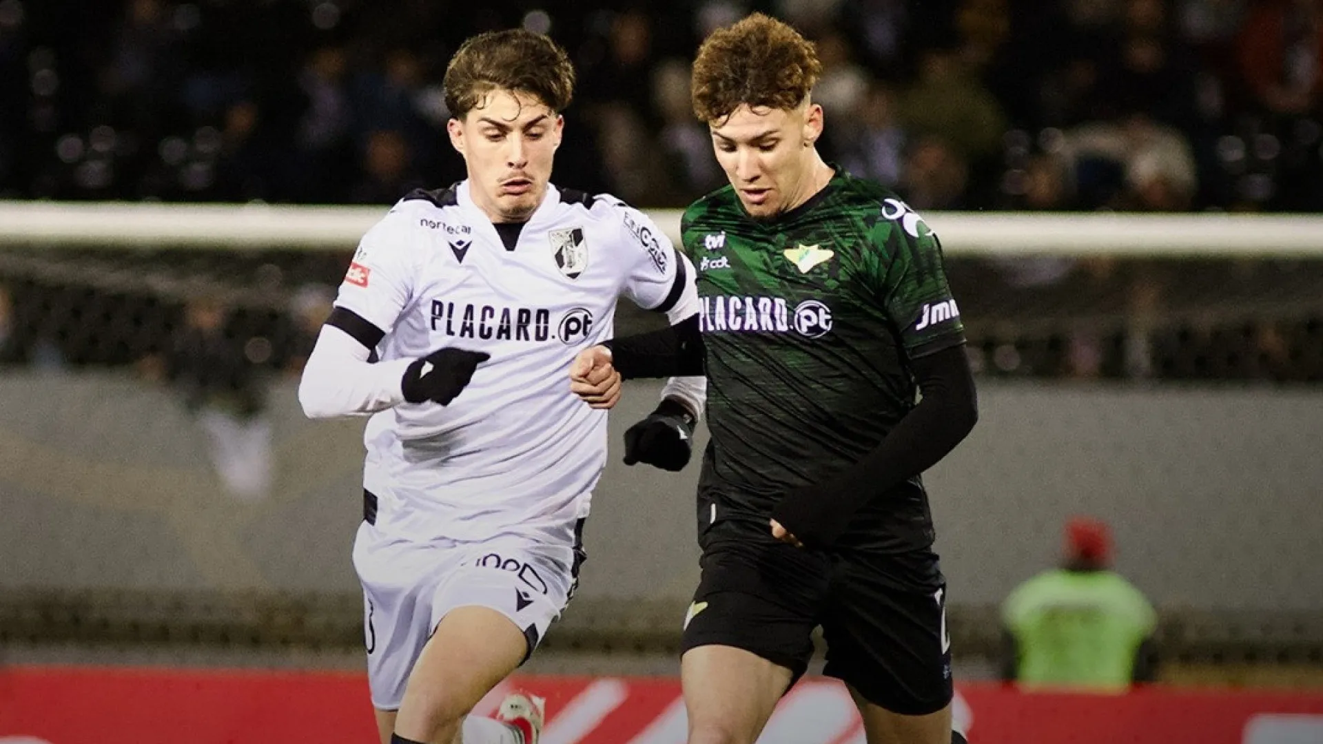 
                    EM DIRETO: Vitória SC vence dérbi, antes de sábado recheado de jogos
                