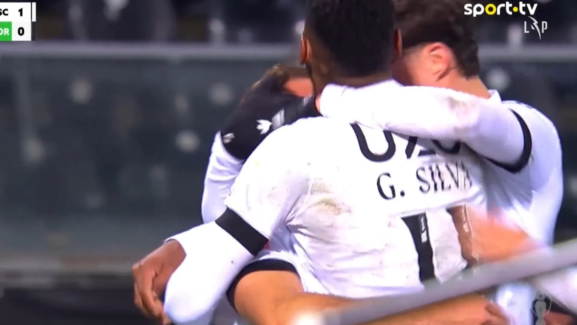 
                    O golo que entregou o triunfo ao Vitória SC no dérbi com o Moreirense
                