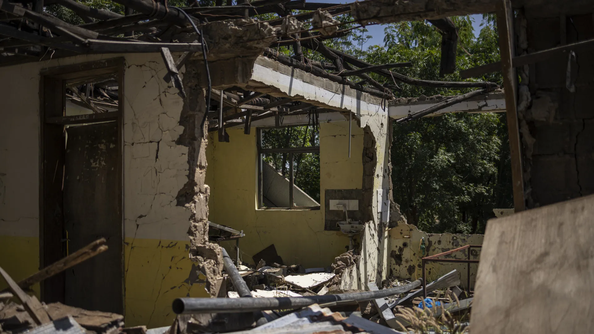 
                    UE alarmada face à crescente violência em Tigray
                