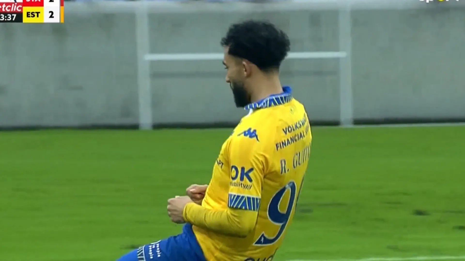 
                    Seis golos (e um de cortar a respiração). O resumo do Santa Clara-Estoril
                