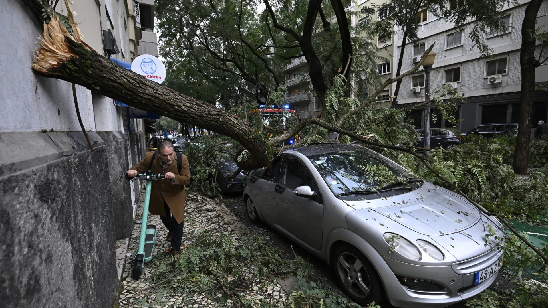
                    AO MINUTO: Mais duas mortes; Há Conselho de Ministros extraordinário
                