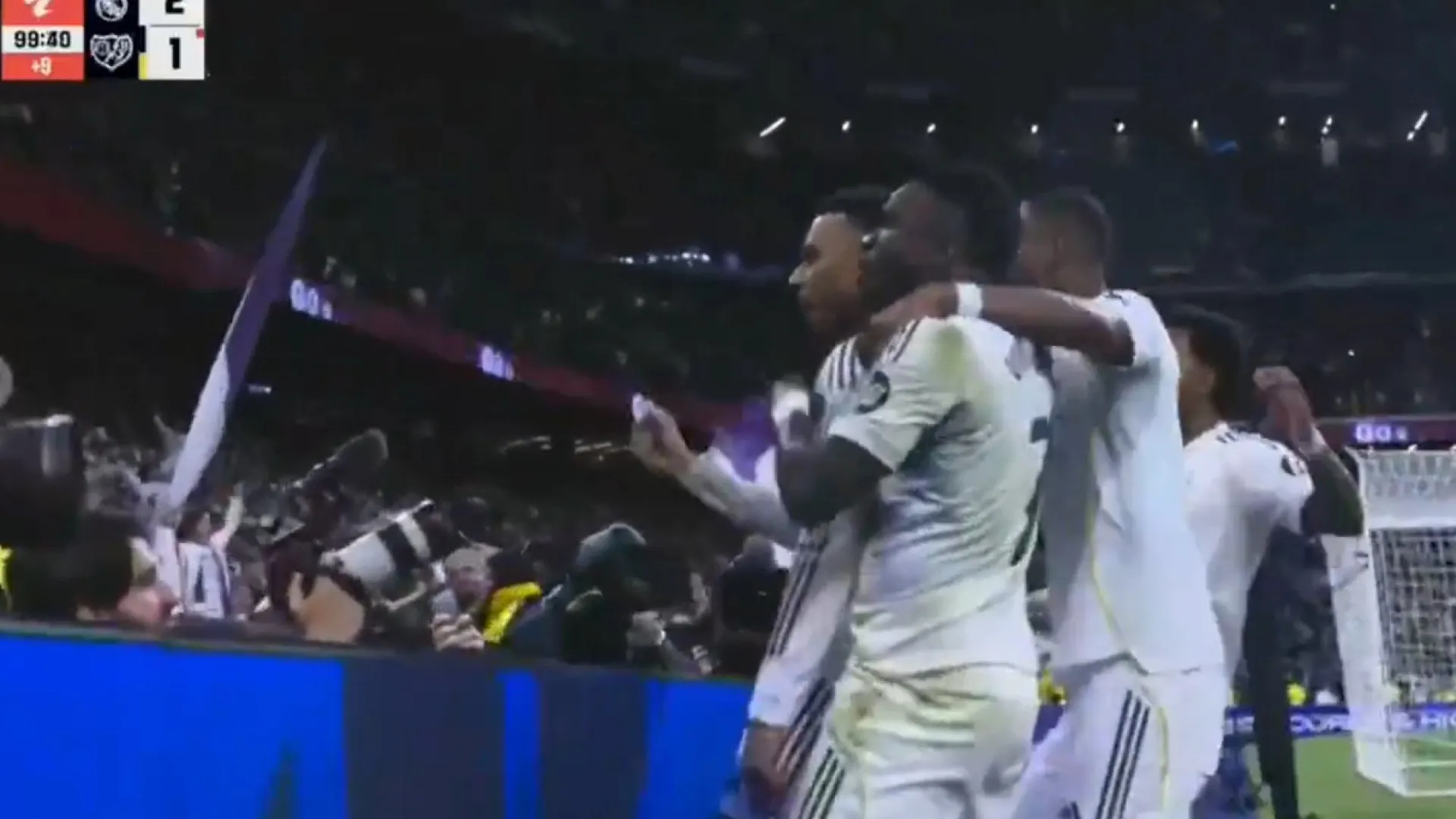 
                    Real Madrid safa-se de humilhação com este golo de Mbappé à beira do fim
                