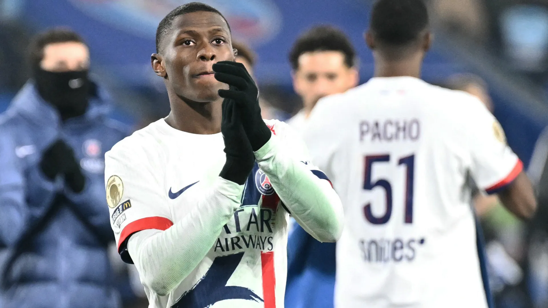 
                    Golo de Nuno Mendes mantém PSG no topo da Liga francesa
                