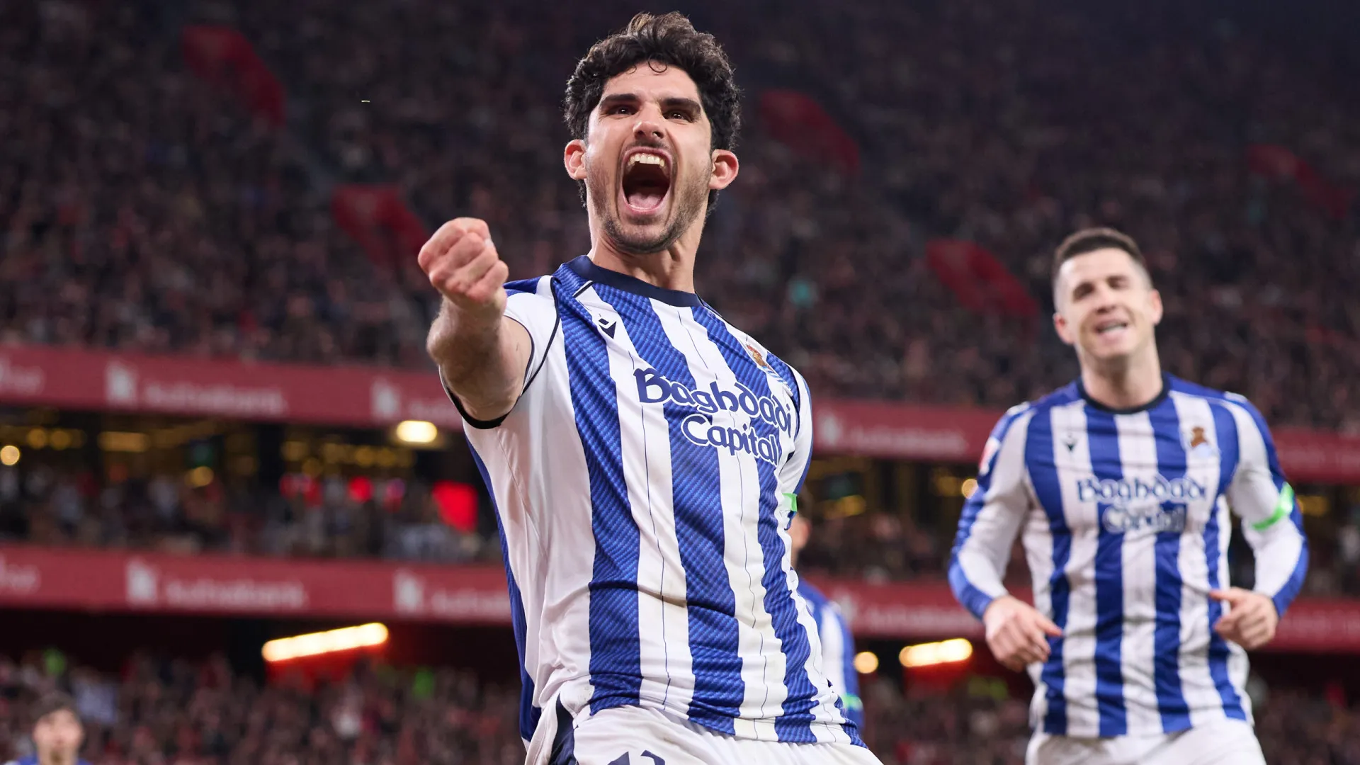 
                    Gonçalo Guedes marca pela Real Sociedad no empate no dérbi do País Basco
                