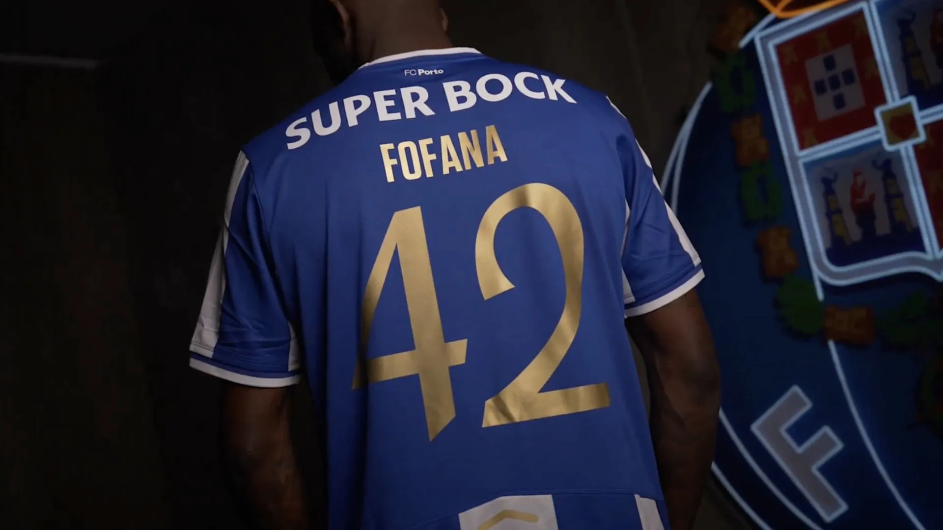 
                    Seko Fofana explica por que vai usar a camisola 42 no FC Porto
                