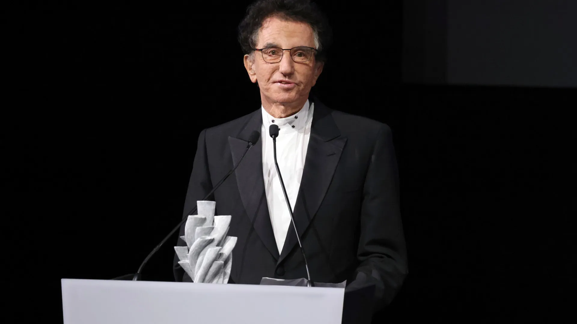 
                    Ex-ministro francês Jack Lang 