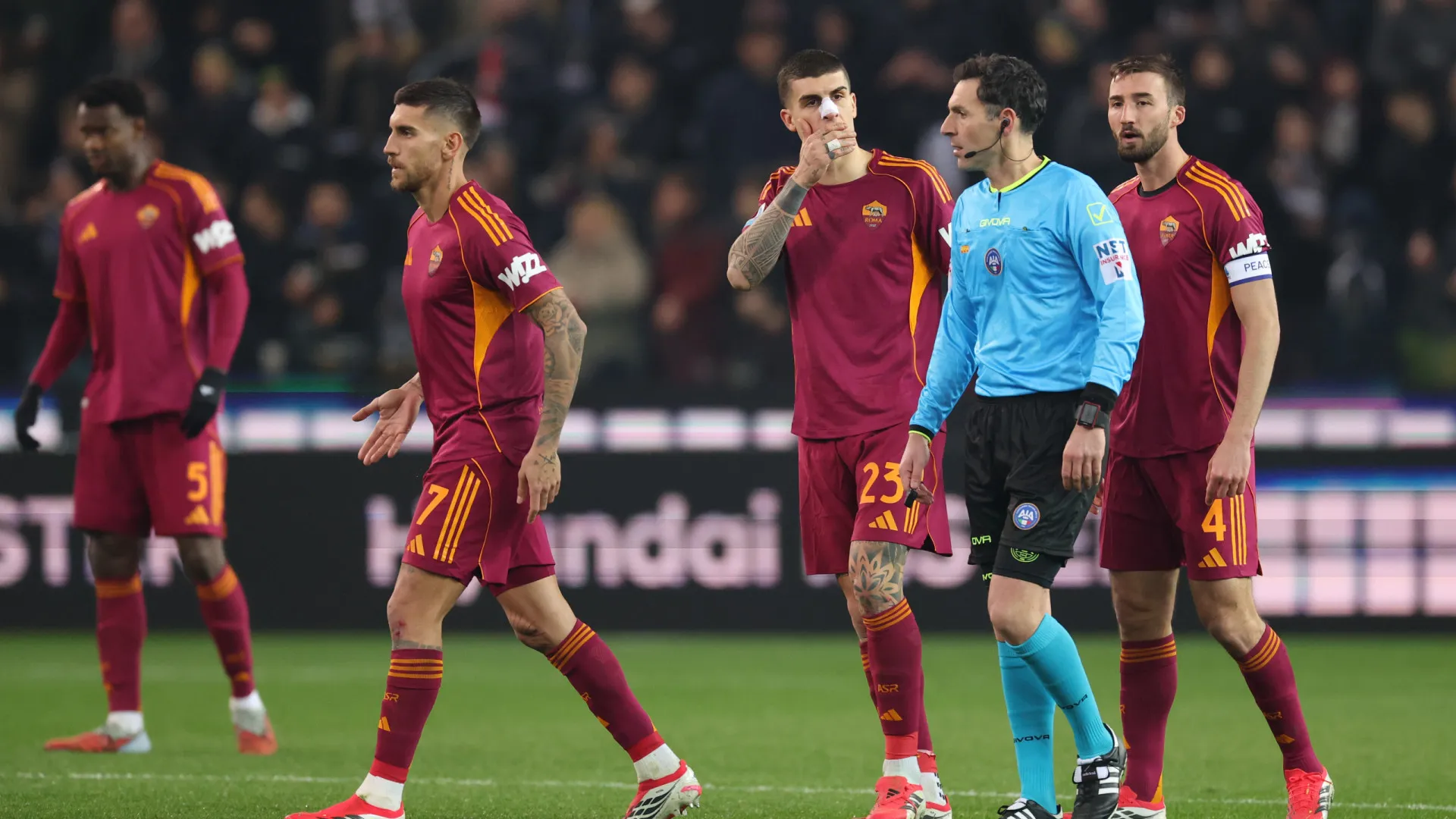 
                    Roma perde com Udinese e sai dos lugares de acesso à Champions
                