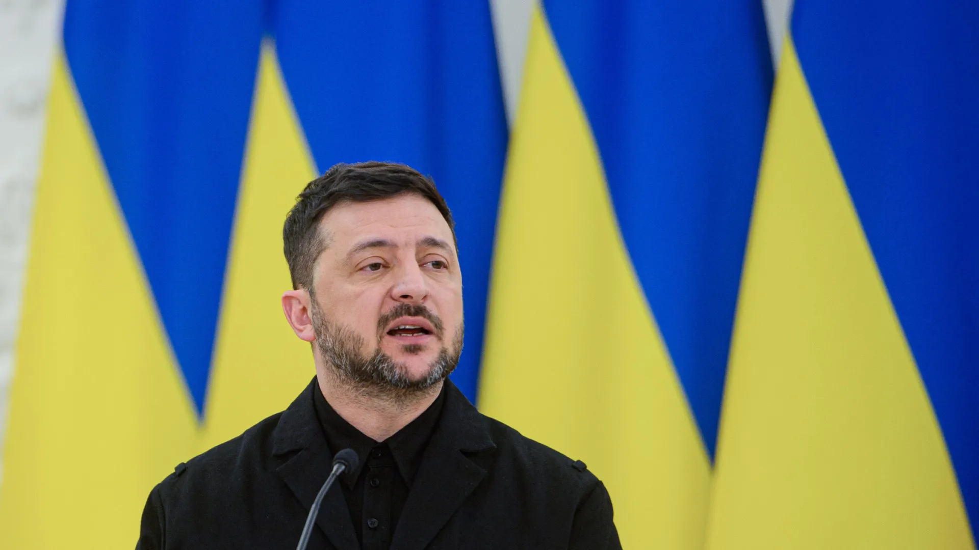 
                    Zelensky muda pessoal na Força Aérea após problemas na defesa anti-drones
                