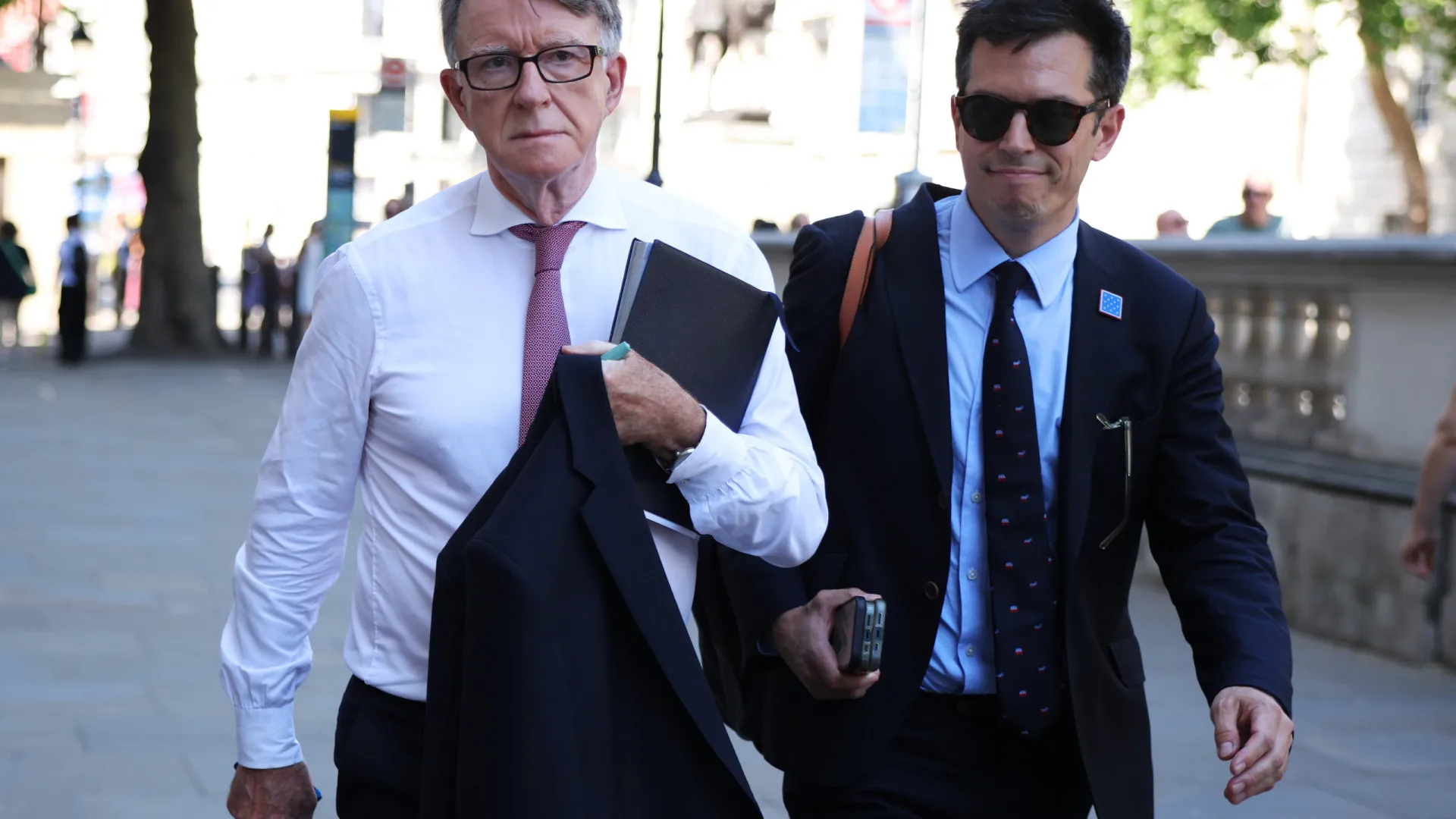 
                    Epstein. Bruxelas anuncia investigação a ex-comissário Mandelson
                