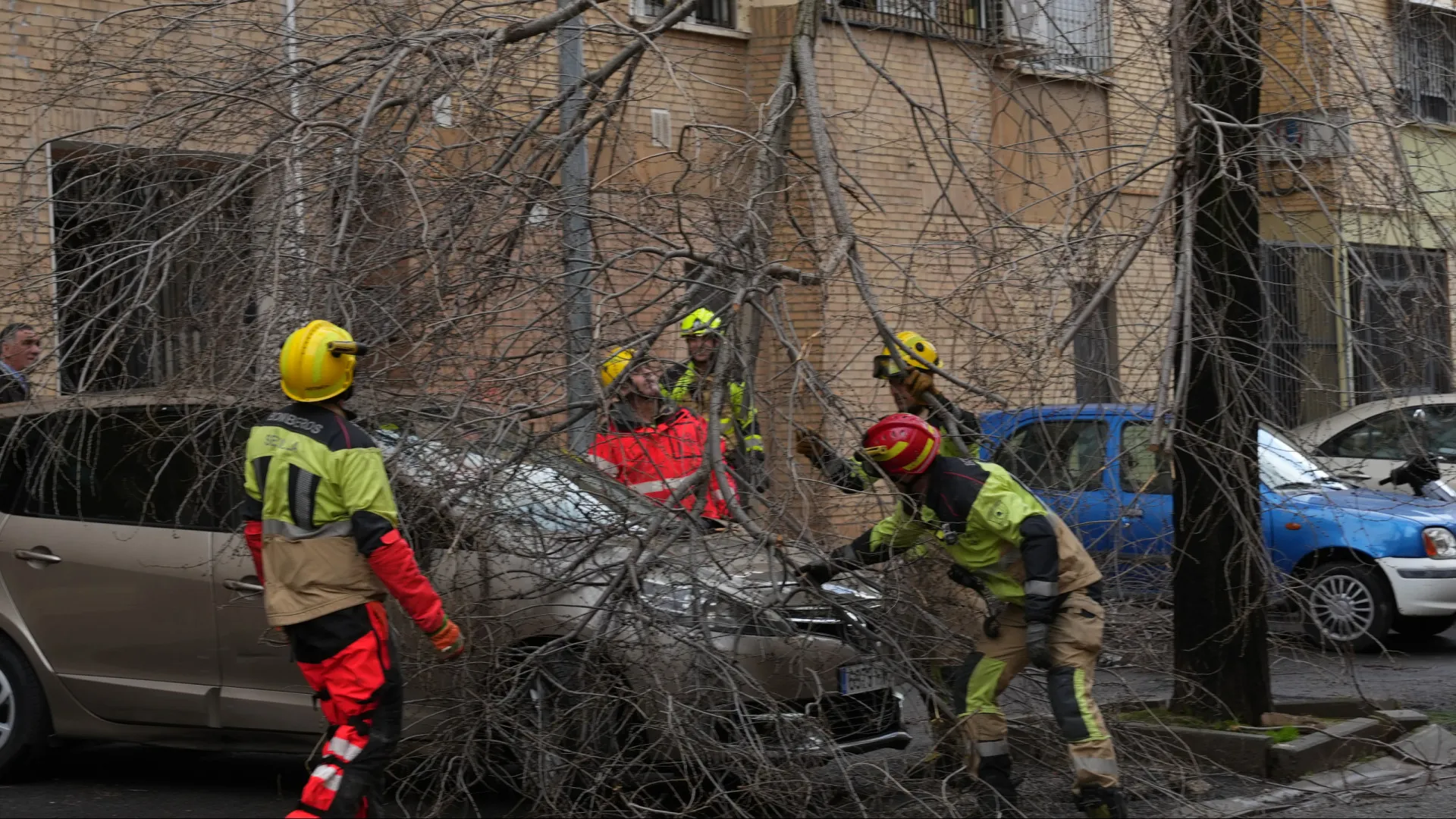 
                    Chuva, vento intenso e inundações: Espanha (também) está sob alerta
                