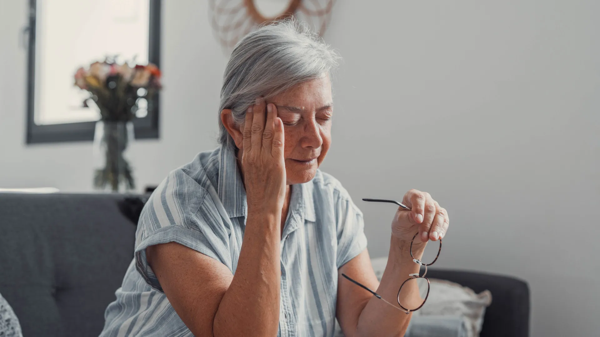 
                    Estudo. Doença oculta no cérebro pode quadruplicar risco de demência 
                