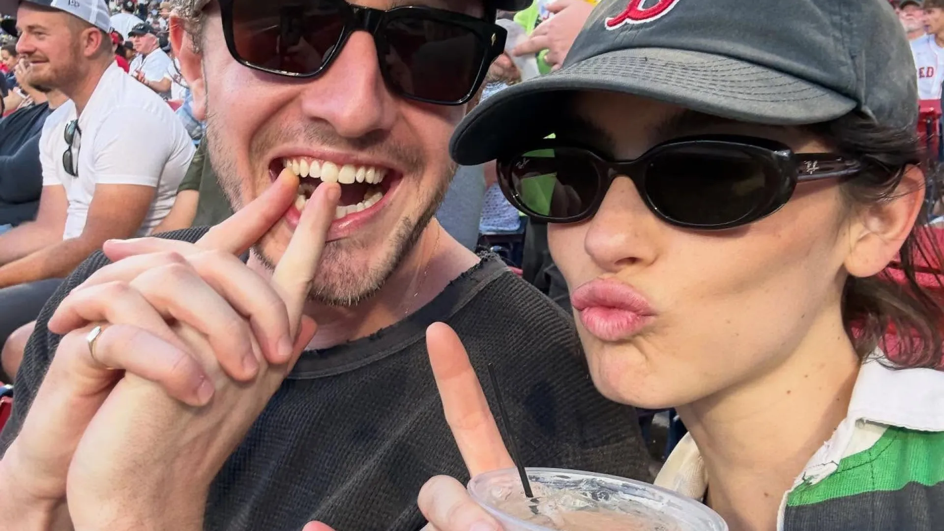 
                    Paul Mescal e Gracie Adams: Um amor longe dos holofotes
                