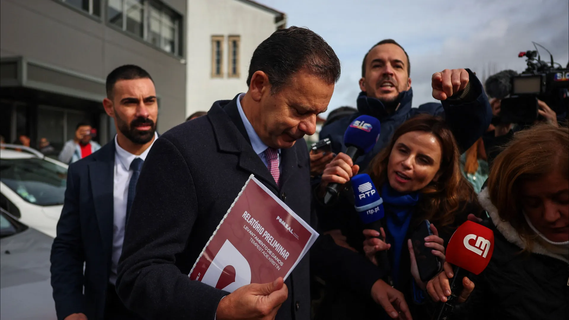 
                    Montenegro esteve em Santarém e Águeda 