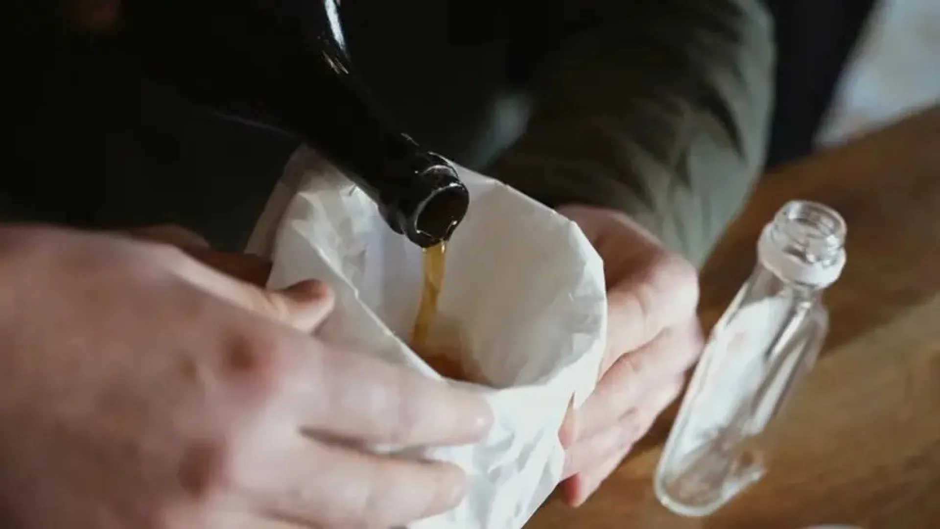 
                    A que sabe uma bebida alcoólica com 150 anos? Especialistas provaram
                