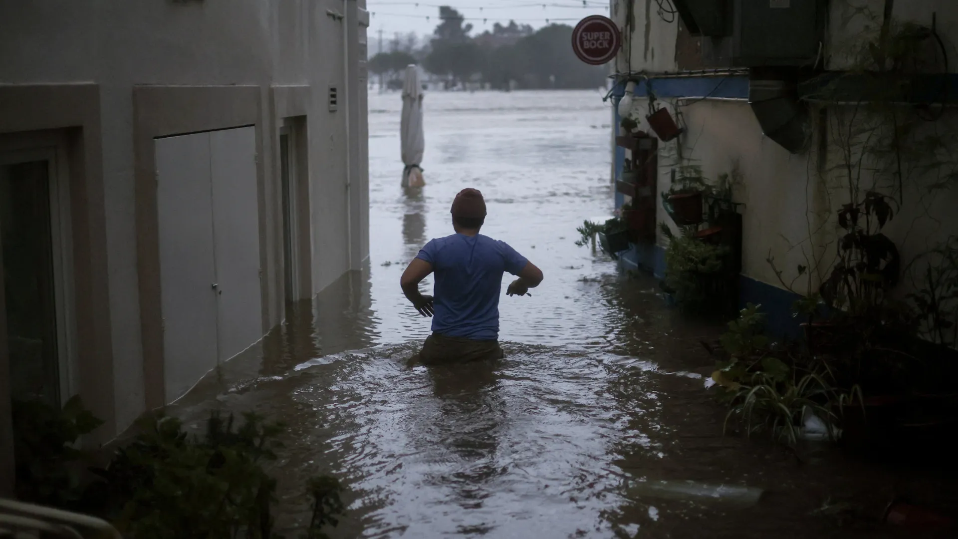 
                    Marcelo diz que situação de cheias em Alcácer do Sal é 