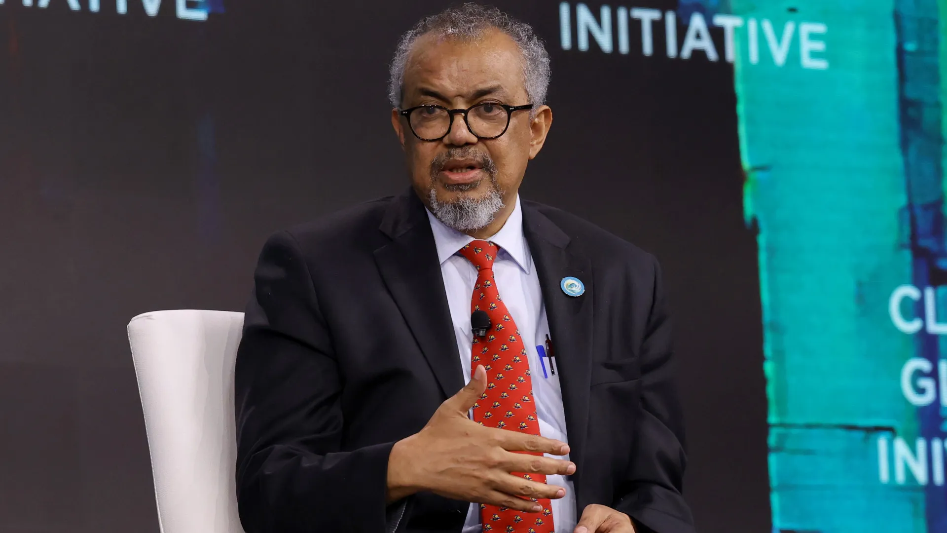 
                    OMS elogia intenção espanhola de bloquear redes sociais a menores de 16 anos
                