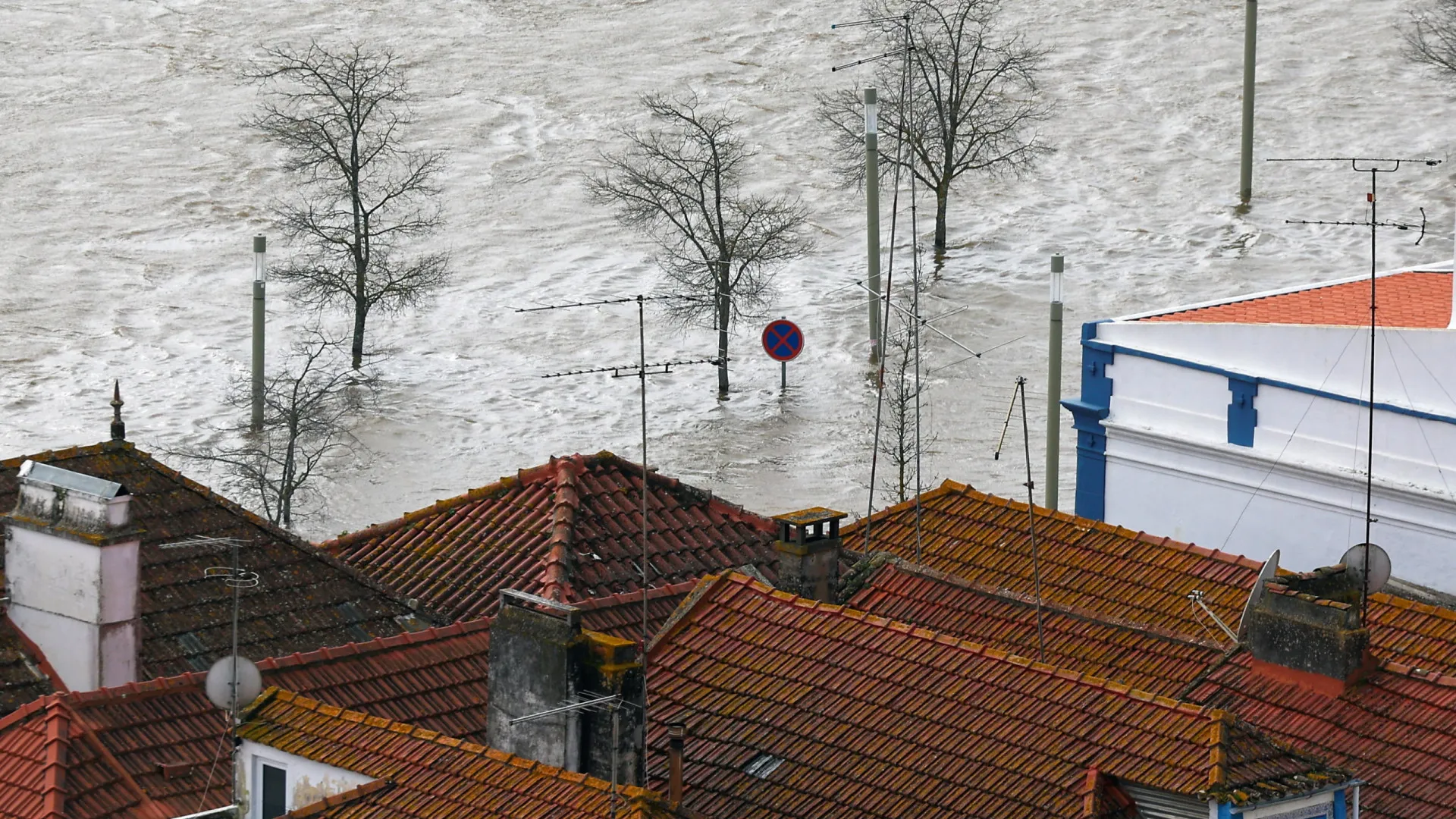 Apoios à reconstrução de casas de até 5.000 euros pagos em três dias úteis