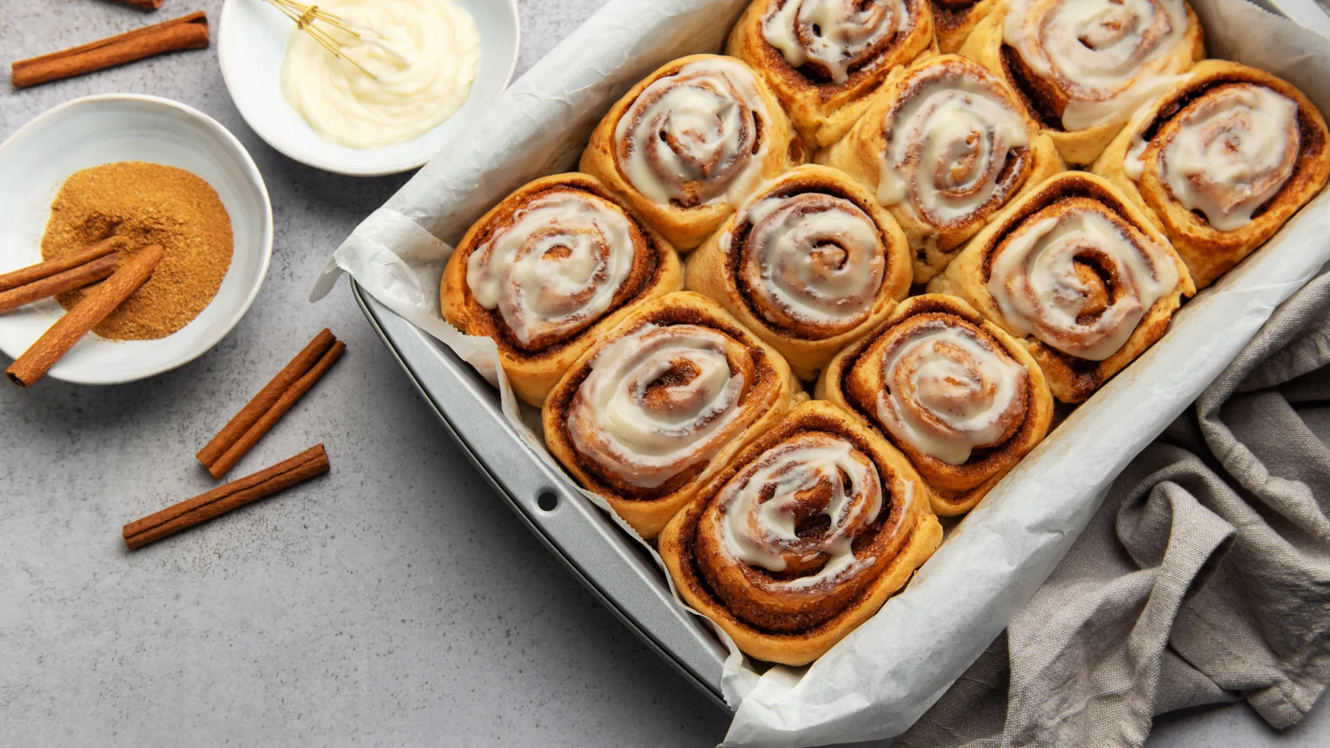 
                    Apetece-lhe cinnamon rolls? Anote esta receita do chef Sá Pessoa
                