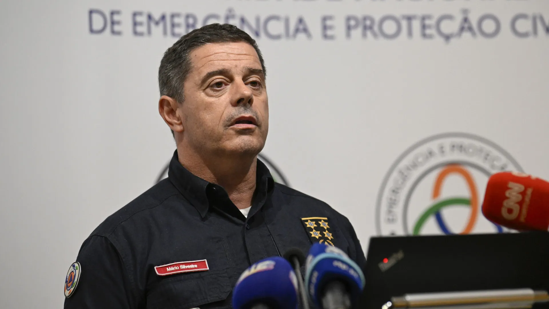 
                    Proteção Civil alerta para risco de cheias rápidas e deslizamentos
                