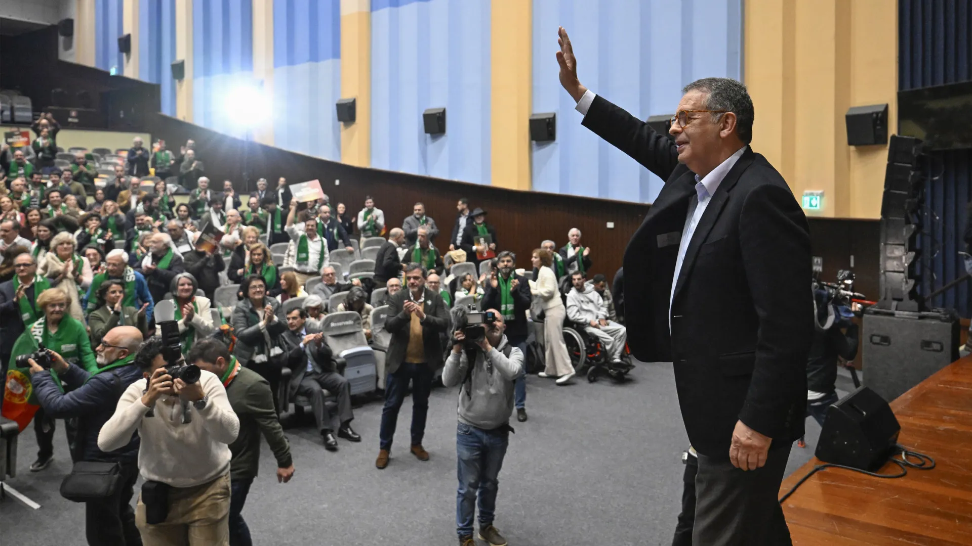 Seguro e Ventura fecham campanha em desacordo sobre realização das eleições
