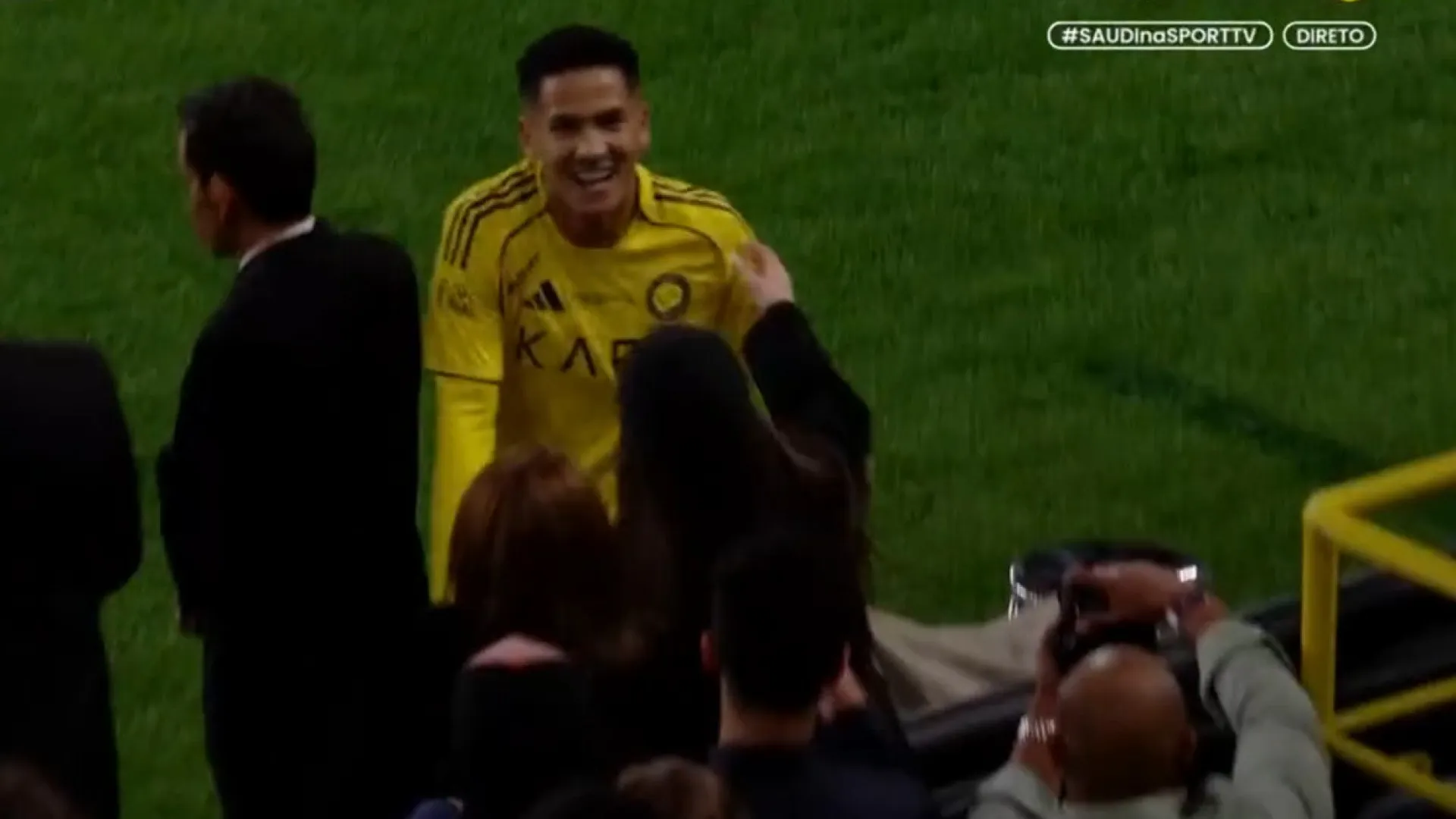 
                    Cristiano Ronaldo não esteve... ou esteve. Ângelo marcou e festejou assim
                