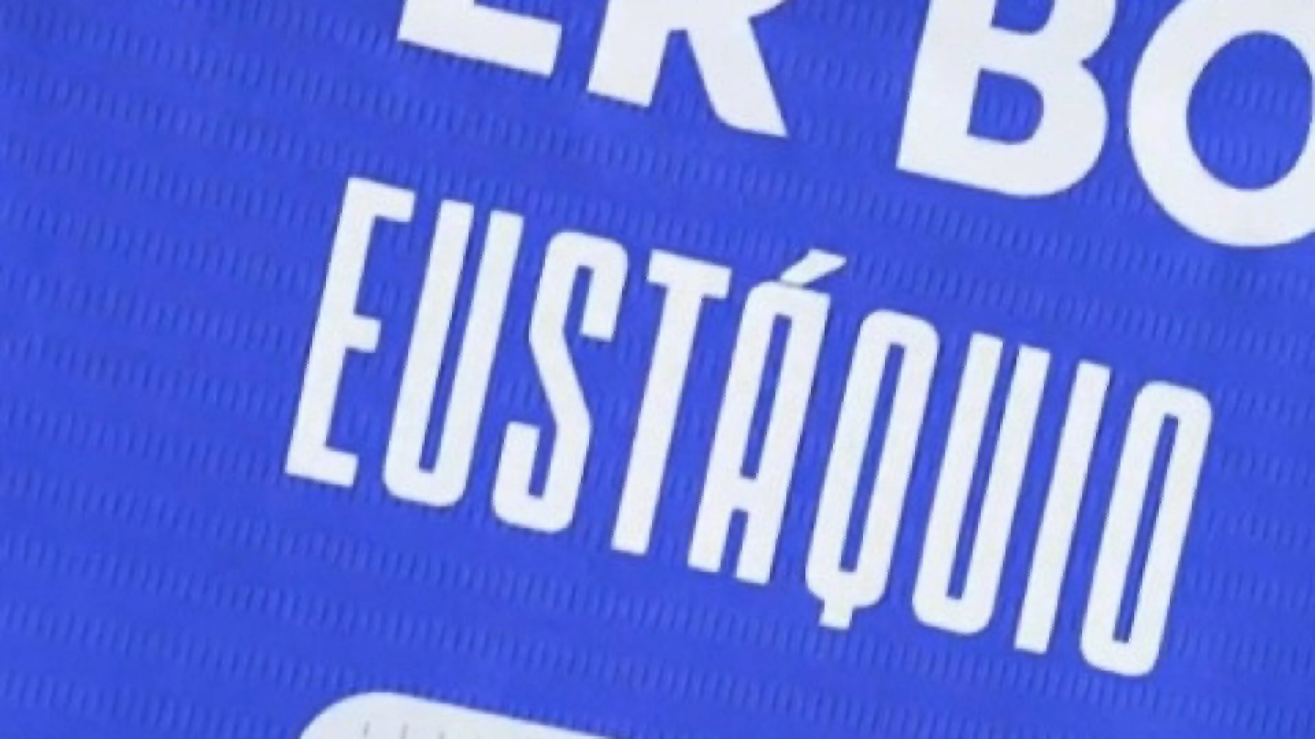 
                    FC Porto despediu-se de Stephen Eustáquio com estas imagens
                