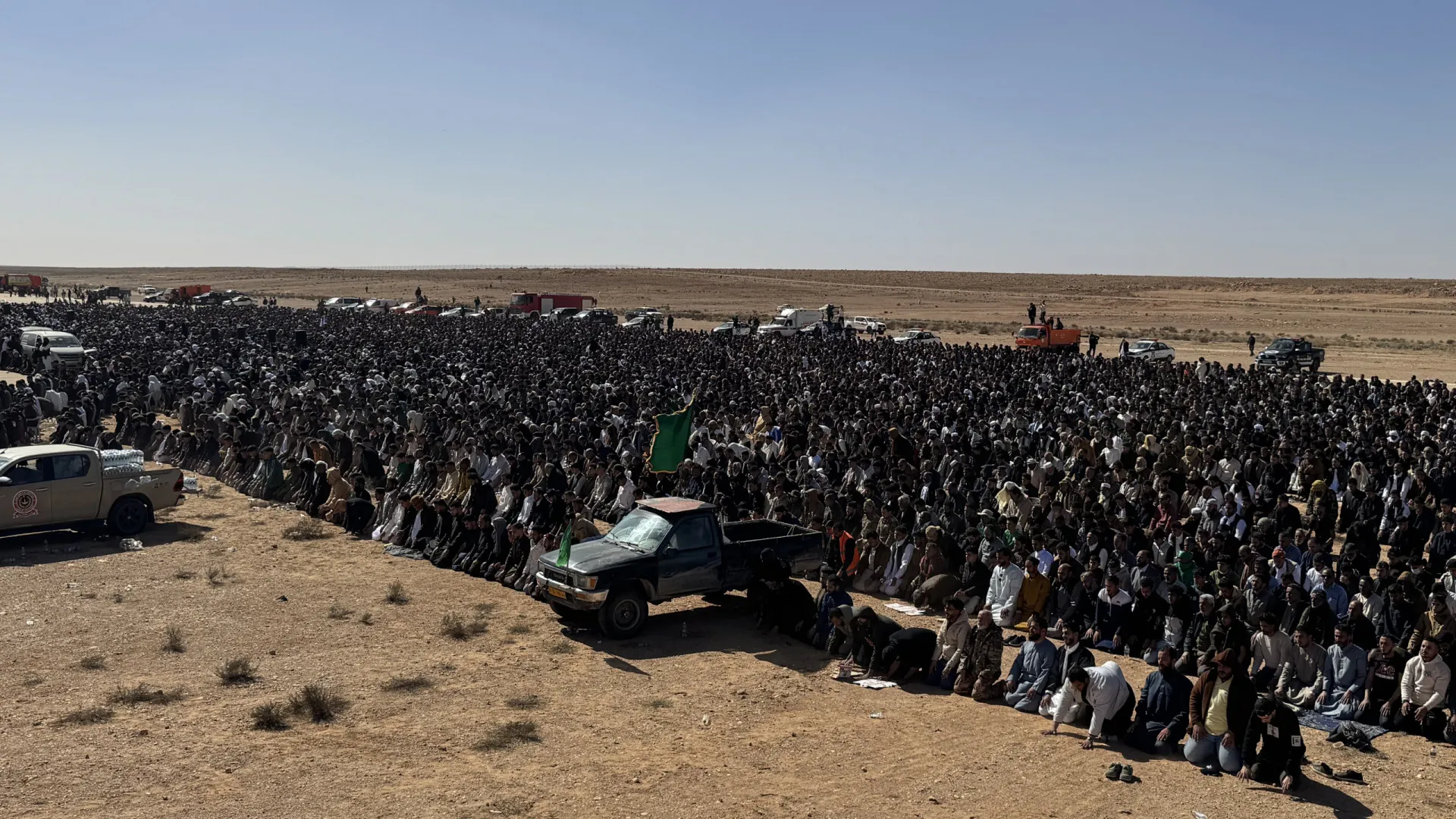 
                    Funeral de Saif al-Islam Khadafi junta milhares de pessoas na Líbia
                