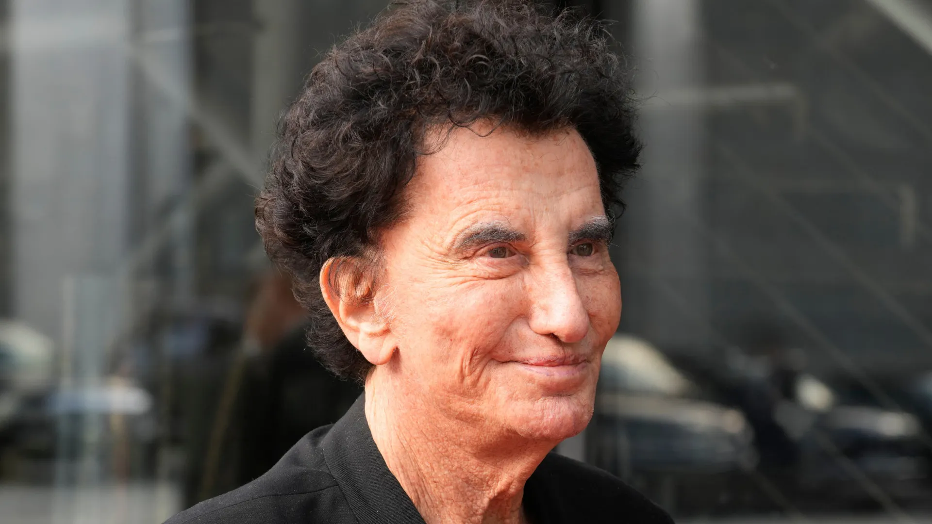 
                    França investiga ex-ministro Jack Lang por revelações do caso Epstein
                