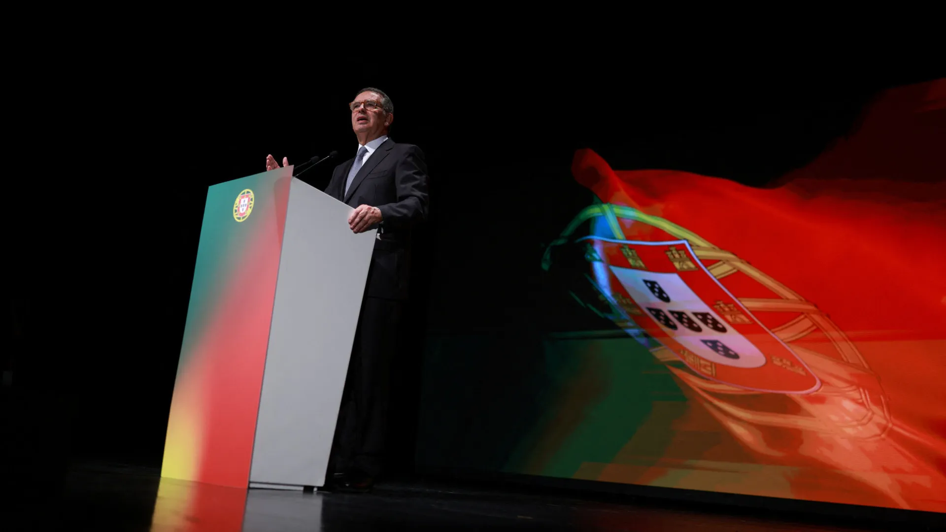 
                    Seguro deixa de ver Ventura 