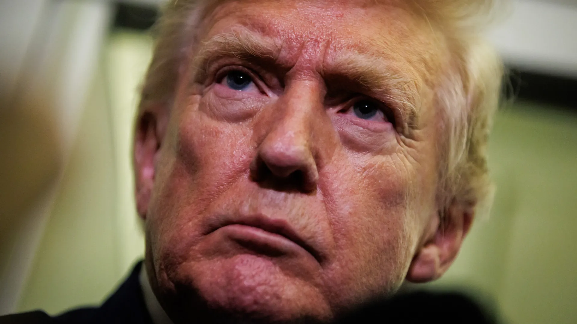 
                    Trump reage a intervalo do Super Bowl:  