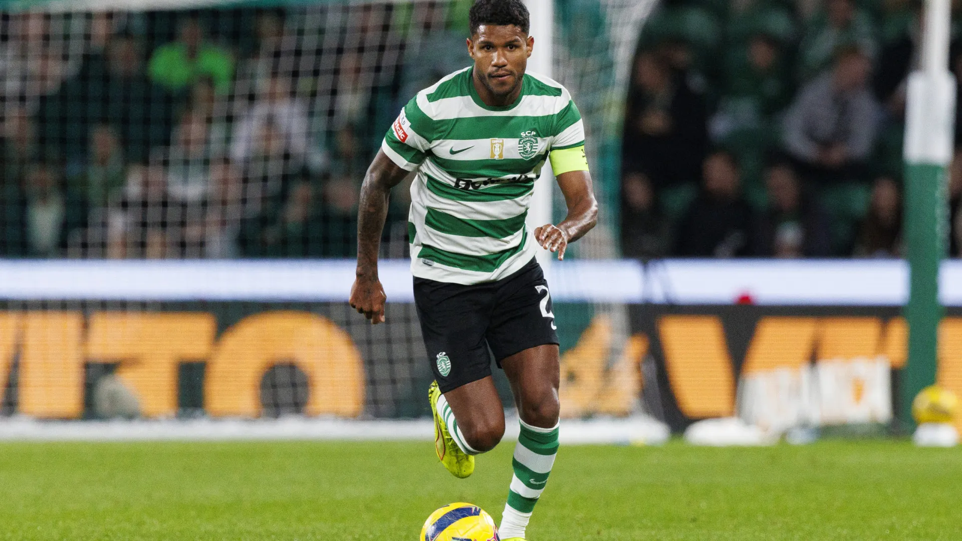 
                    Matheus Reis recebe autorização, falha Clássico e já está na Rússia
                