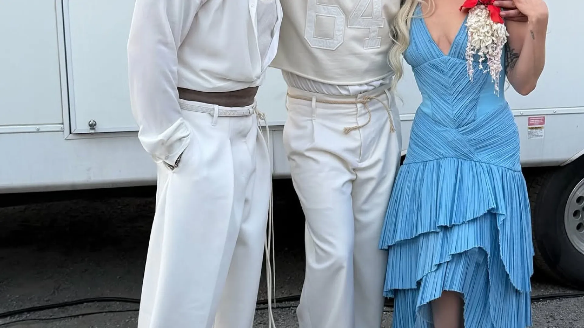 
                    Gaga e Ricky Martin reagem após espetáculo com Bad Bunny no Super Bowl
                