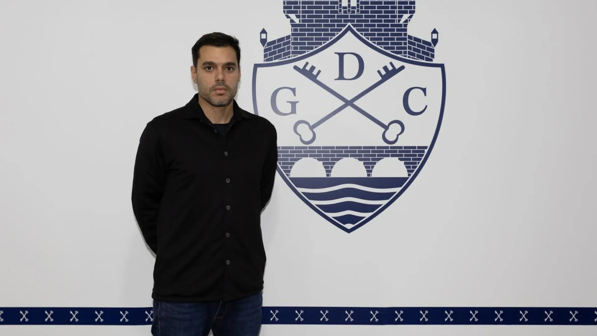 
                    Oficial: Desportivo de Chaves anuncia sucessor de Filipe Martins
                