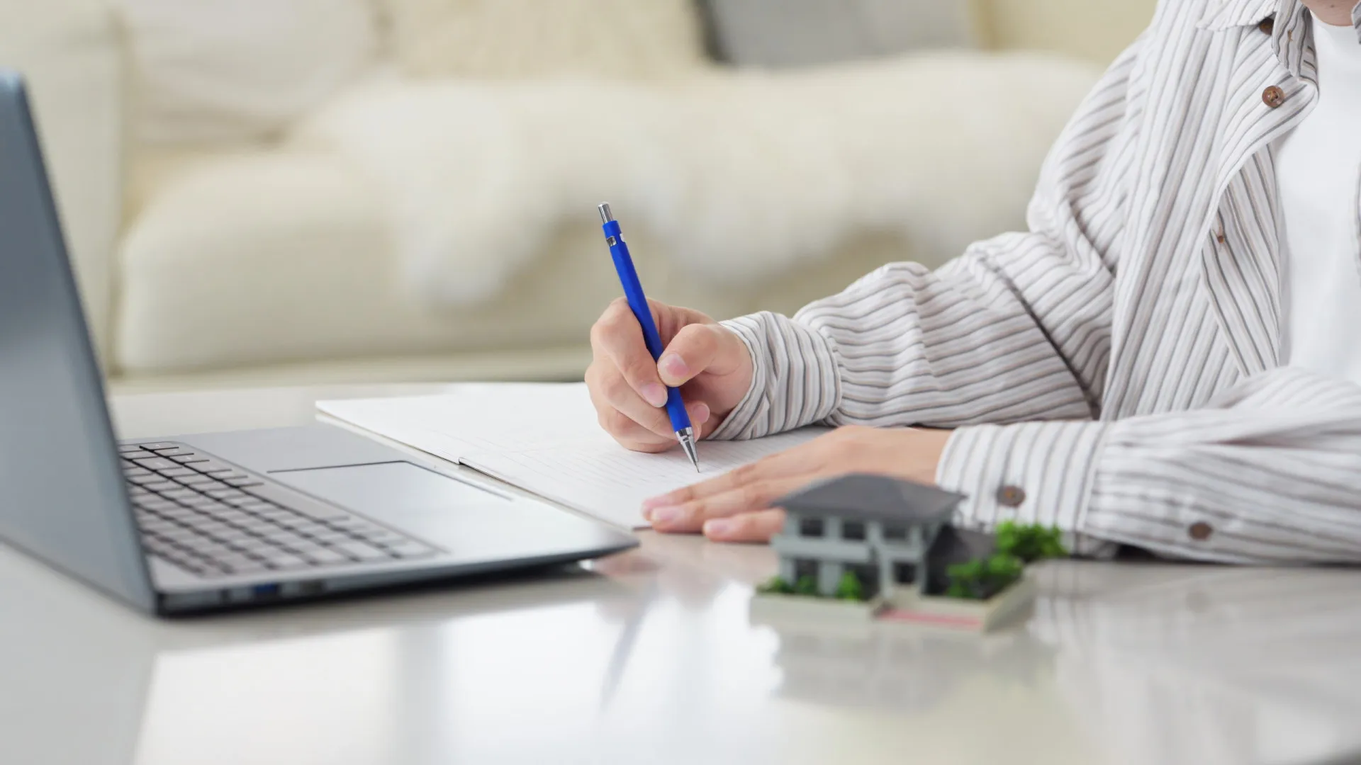 Casados e com casa em comum? Atenção a este esclarecimento do Fisco