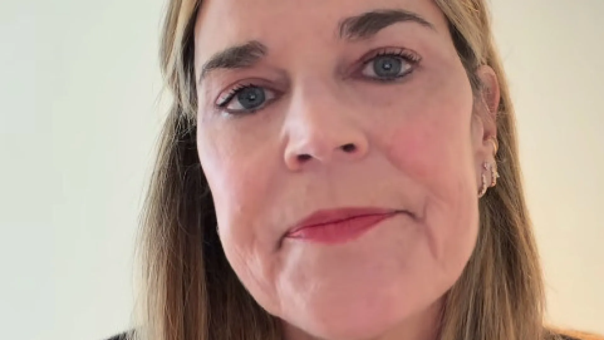 
                    Apresentadora apela por mãe desaparecida: 