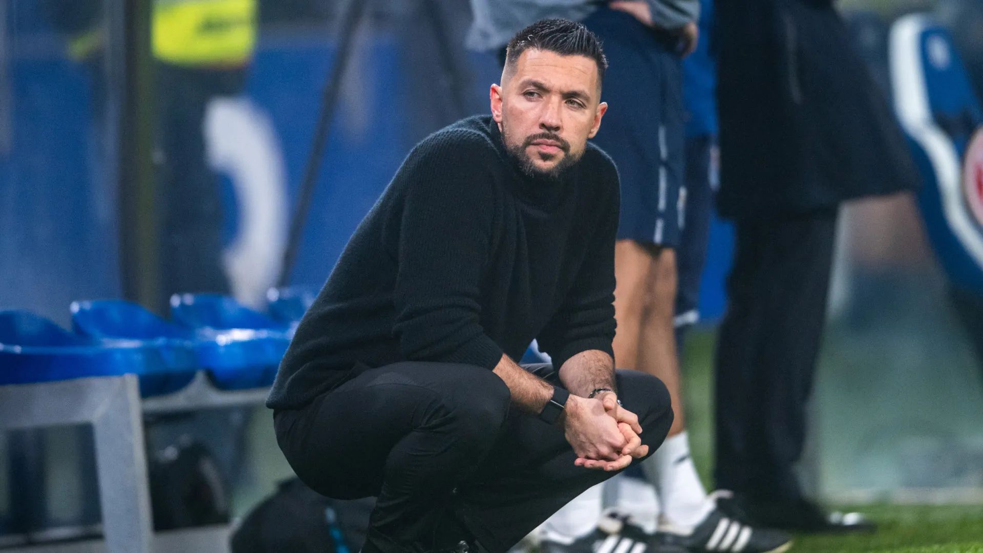 
                    Cimeira de problemas obriga Farioli a revolucionar ataque do FC Porto
                