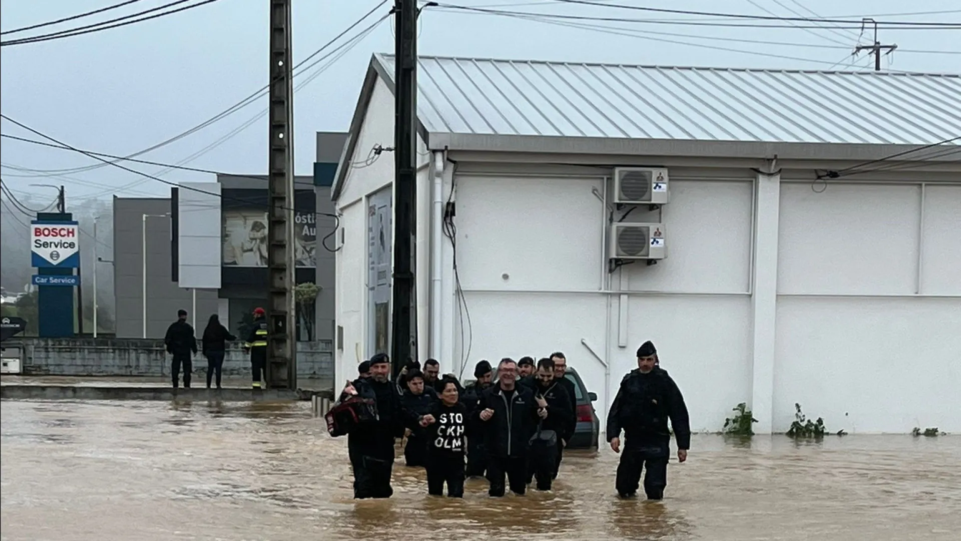 
                    Marinha e Autoridade Marítima mantêm meios 