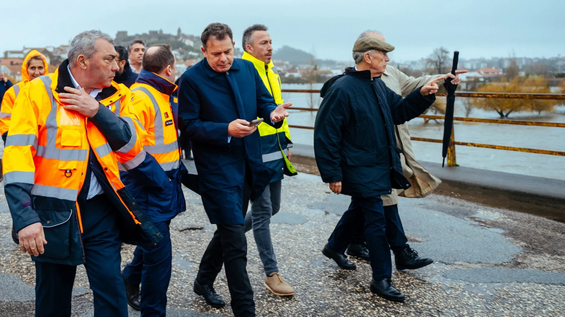 
                    Montenegro visita hoje zonas afetadas pelas cheias em Alcácer do Sal
                