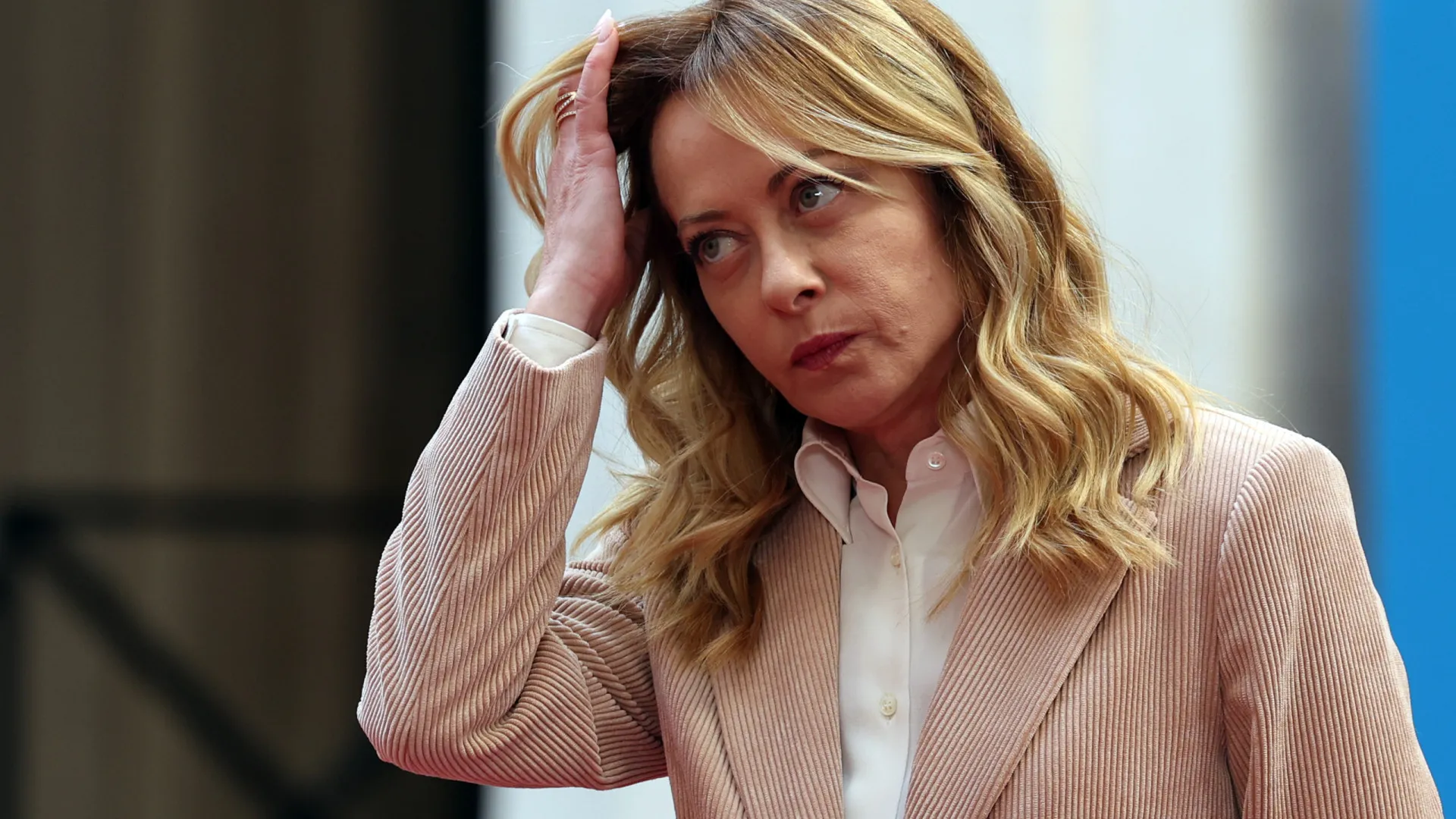 
                    Governo italiano aprova lei para endurecer regras de imigração
                