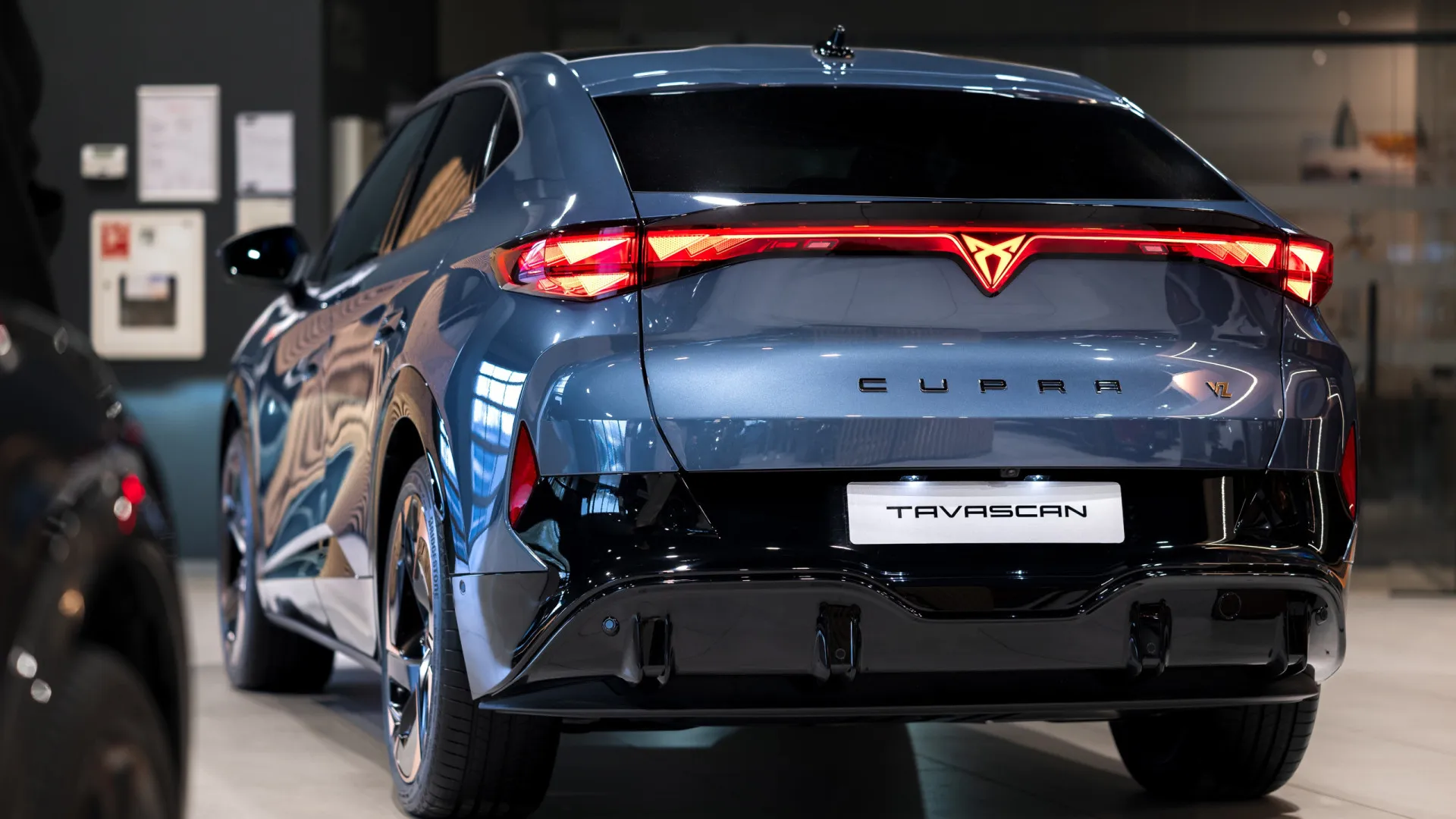 
                    Cupra Tavascan: Elétrico feito na China isento de tarifas extra da UE
                