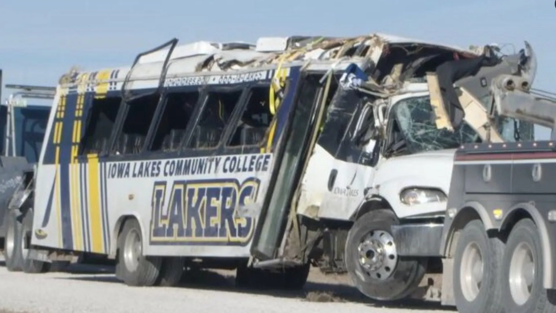 
                    Acidente com autocarro de equipa universitária faz um morto nos EUA
                
