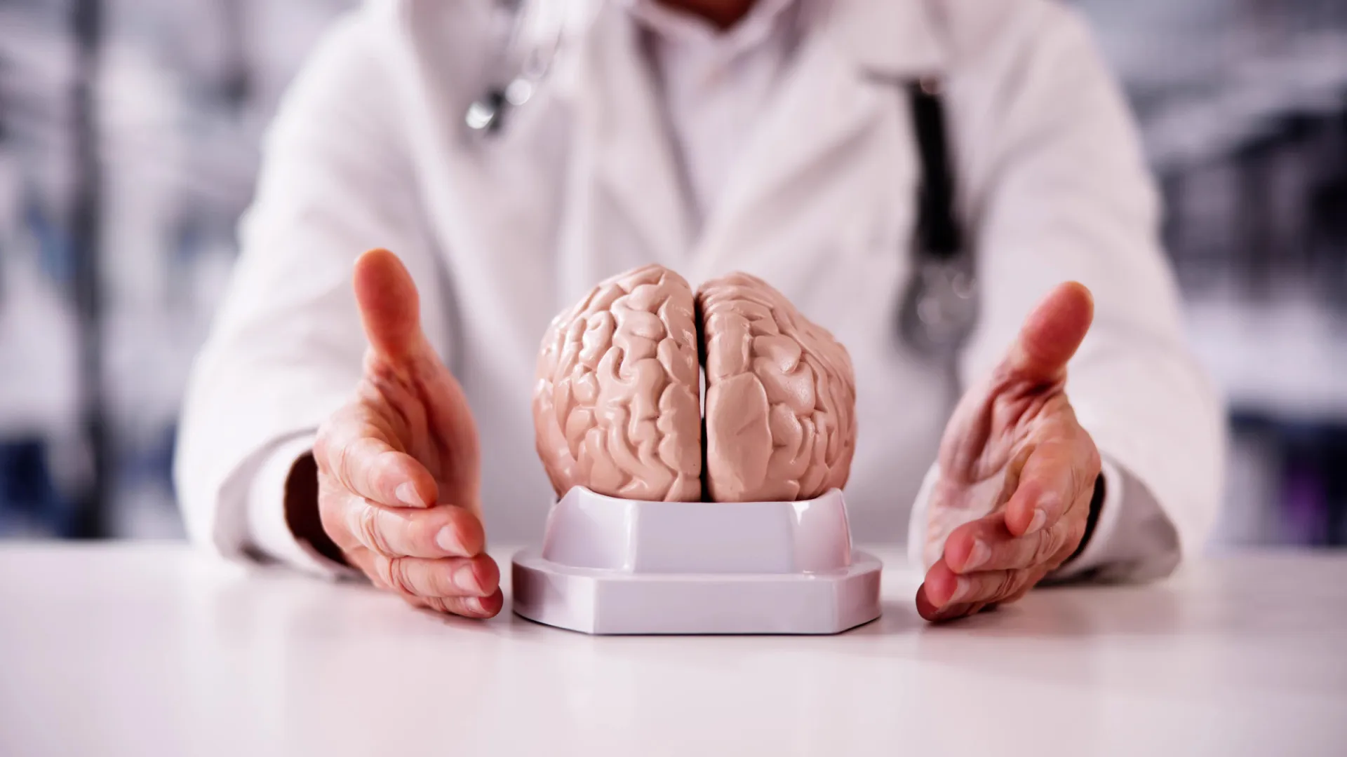 
                    Dois hábitos diários podem reduzir risco de demência em quase 40%
                